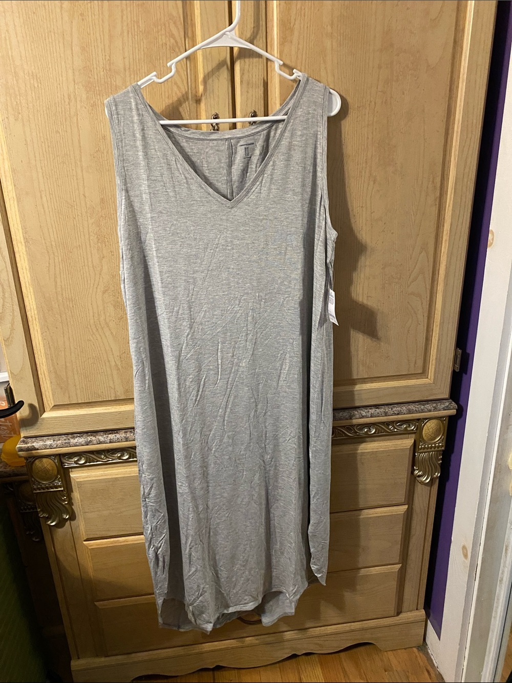 Light Gray Sleeveless V-Neck Midi Dress